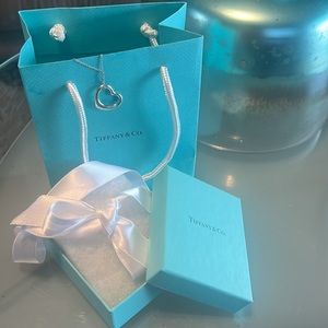 Tiffany Necklace 🎁🎁🎁